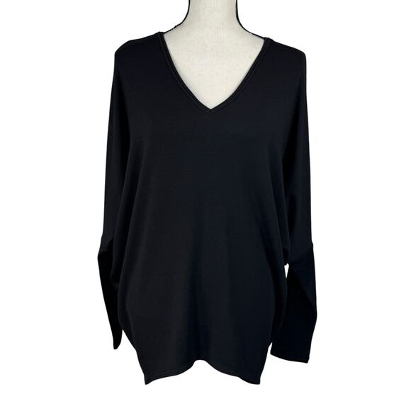 WHBM Medium Passporter Tunic Top Long Sleeve Stretch Hi-Low Hem V-Neck Black New - Picture 1 of 8